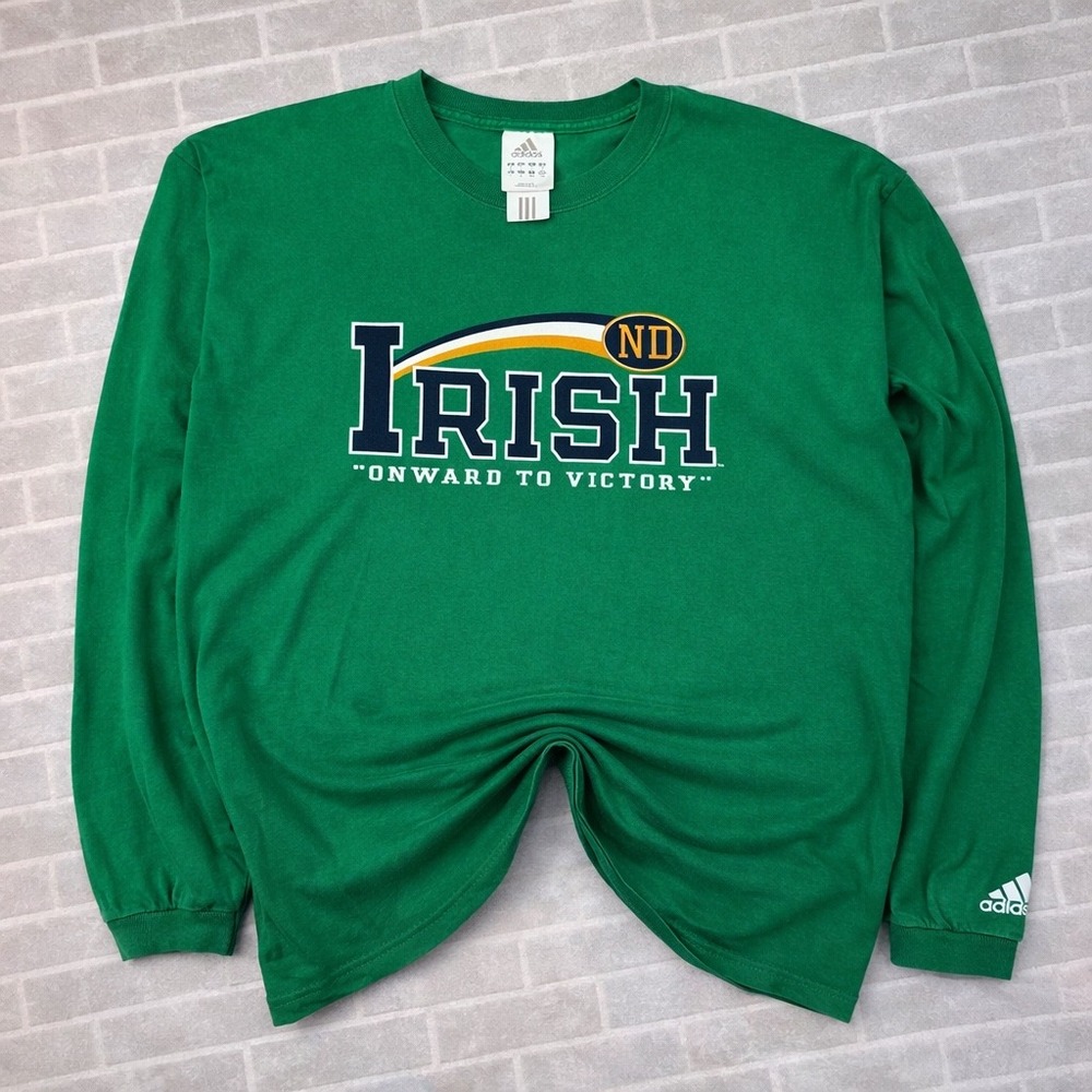 Vintage Y2K USA Adidas Notre Dame Fighting Irish Mens Large Long Sleeve Flag